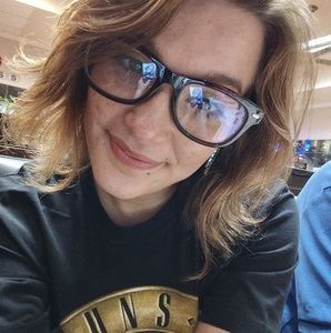 Meet your Posher, Melanie